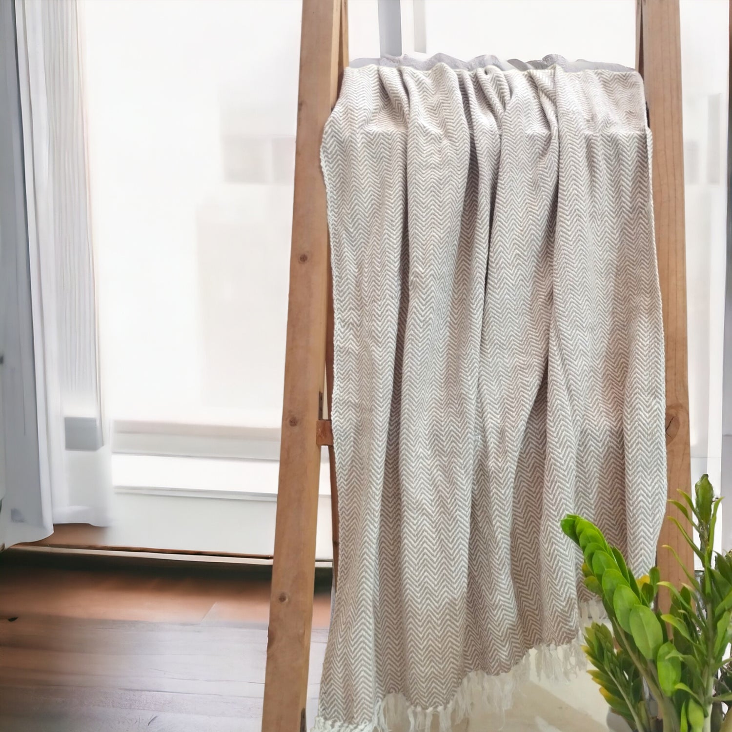 Natural Light Woven Sofa  Throw