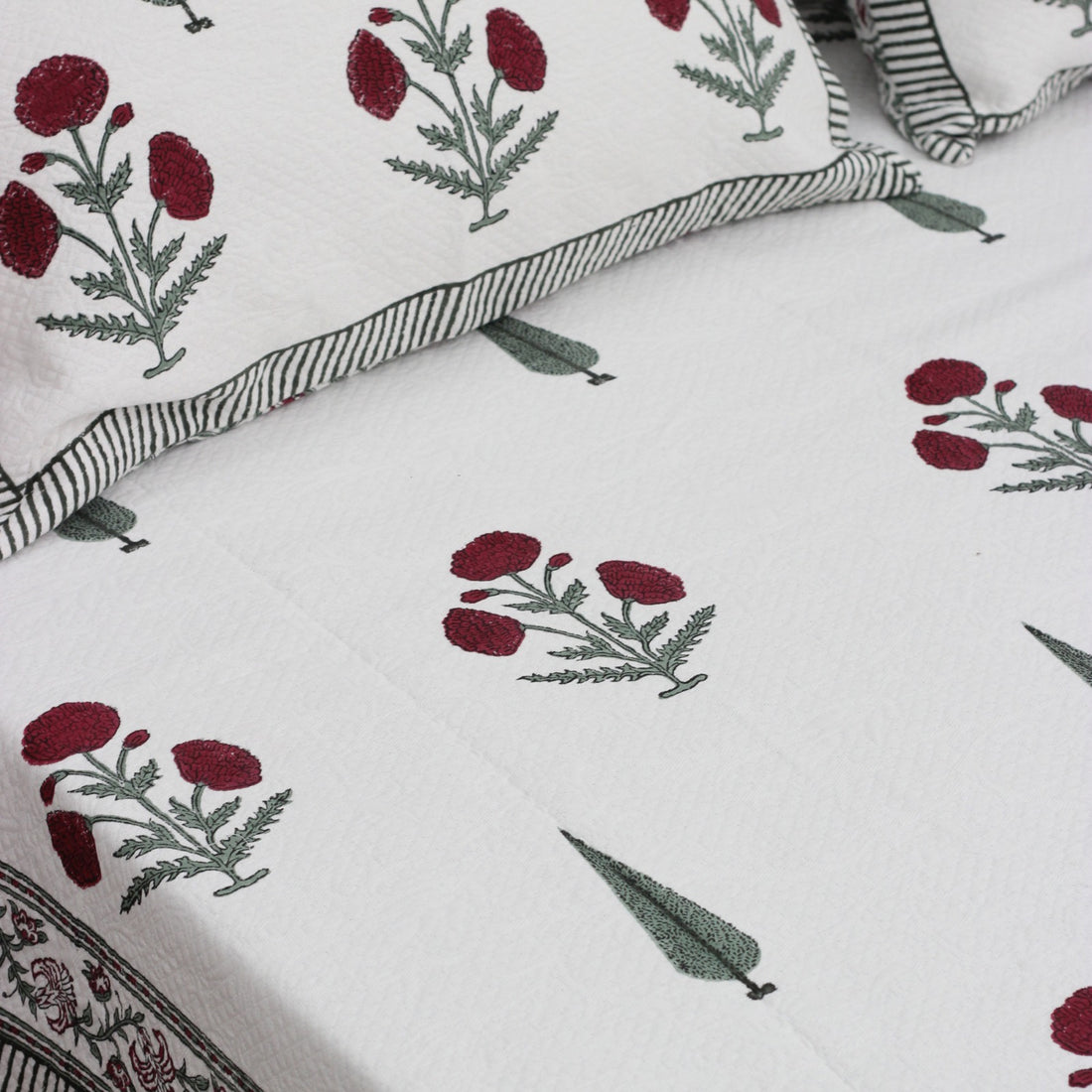 Red Flower Cotton Jacquard Bedcover