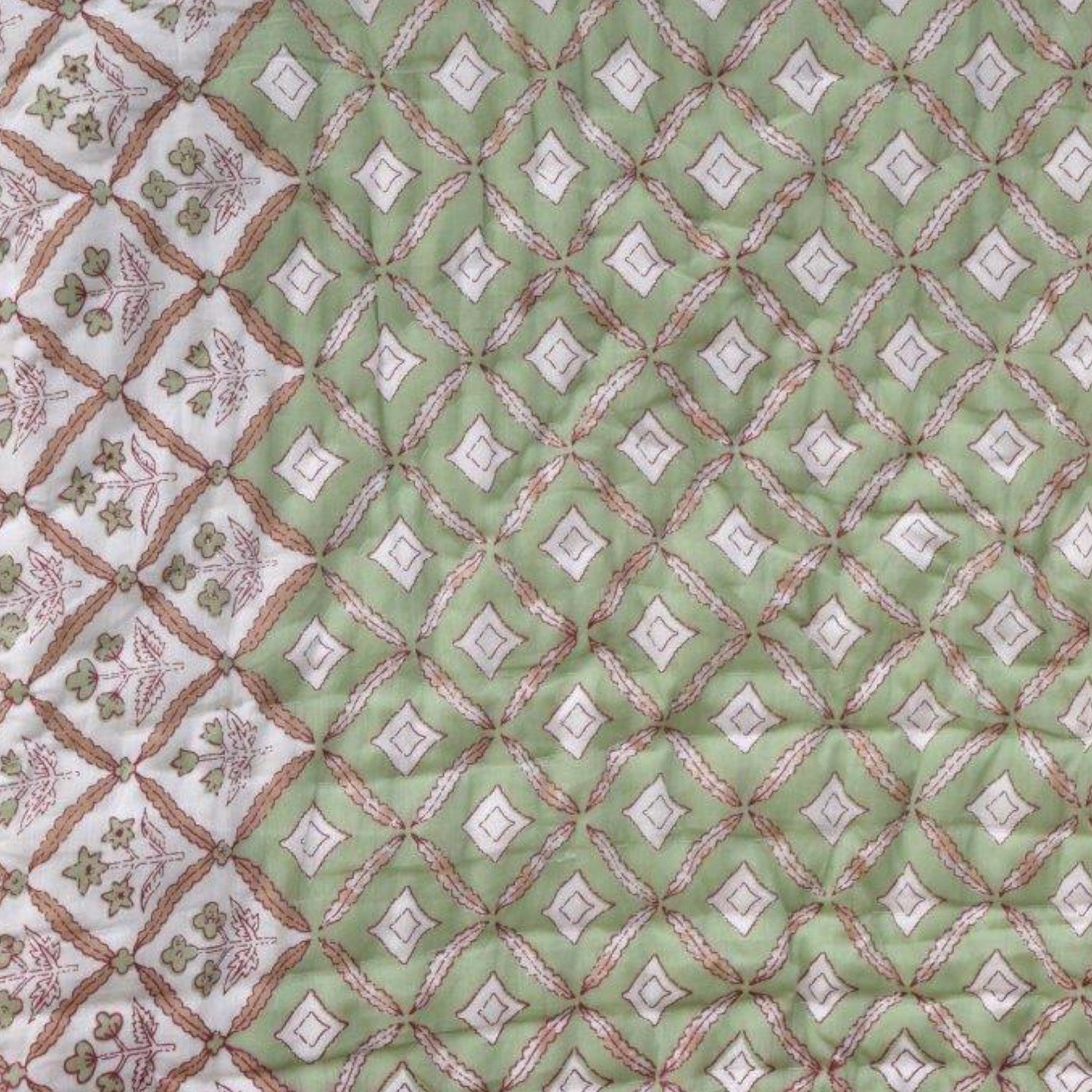 Cotton Lightweight Green Printed Quilt