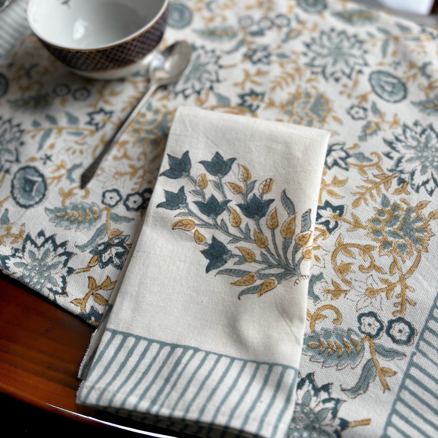 Azure Printed Mat &amp; Napkin Set