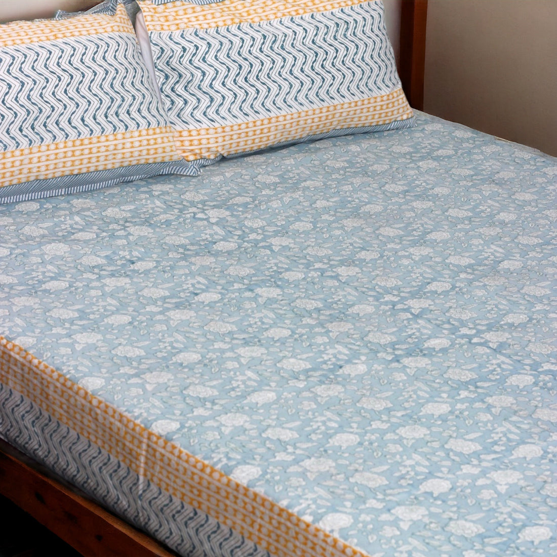 Premium Percale Blue Yellow Bedsheet