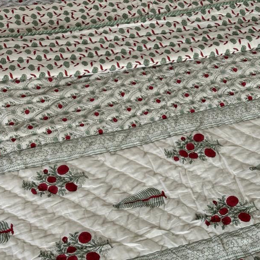 Handblock Cotton Muslin Printed Quilt