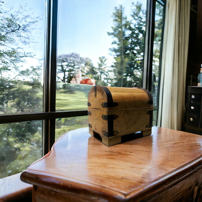 Small Wooden Chest decor